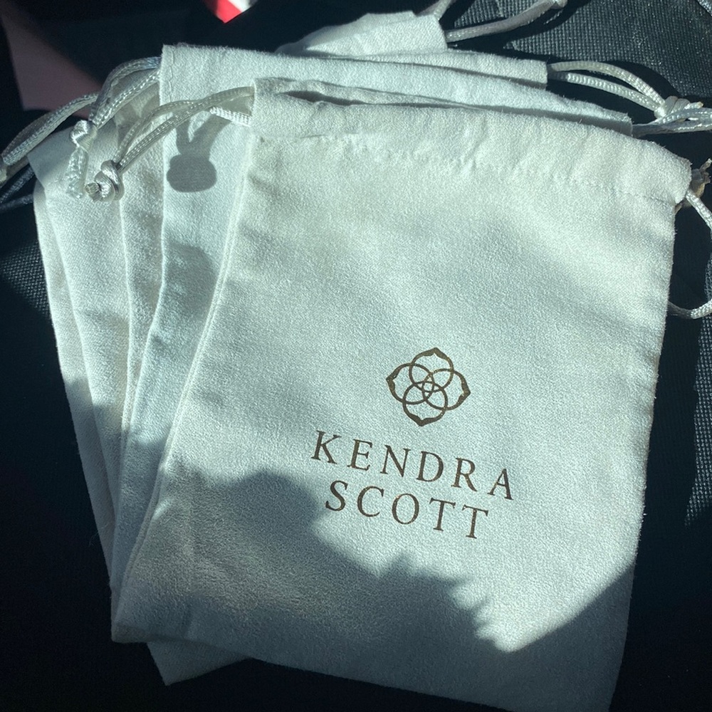 Kendra Scott jewelry dust bags